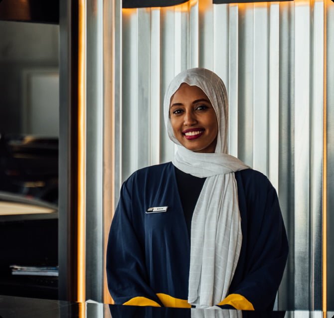 Our representatives speak 3 languages | DEIZ CAR