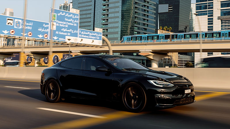 Long-term car rental in Dubai: Benefits and advantages